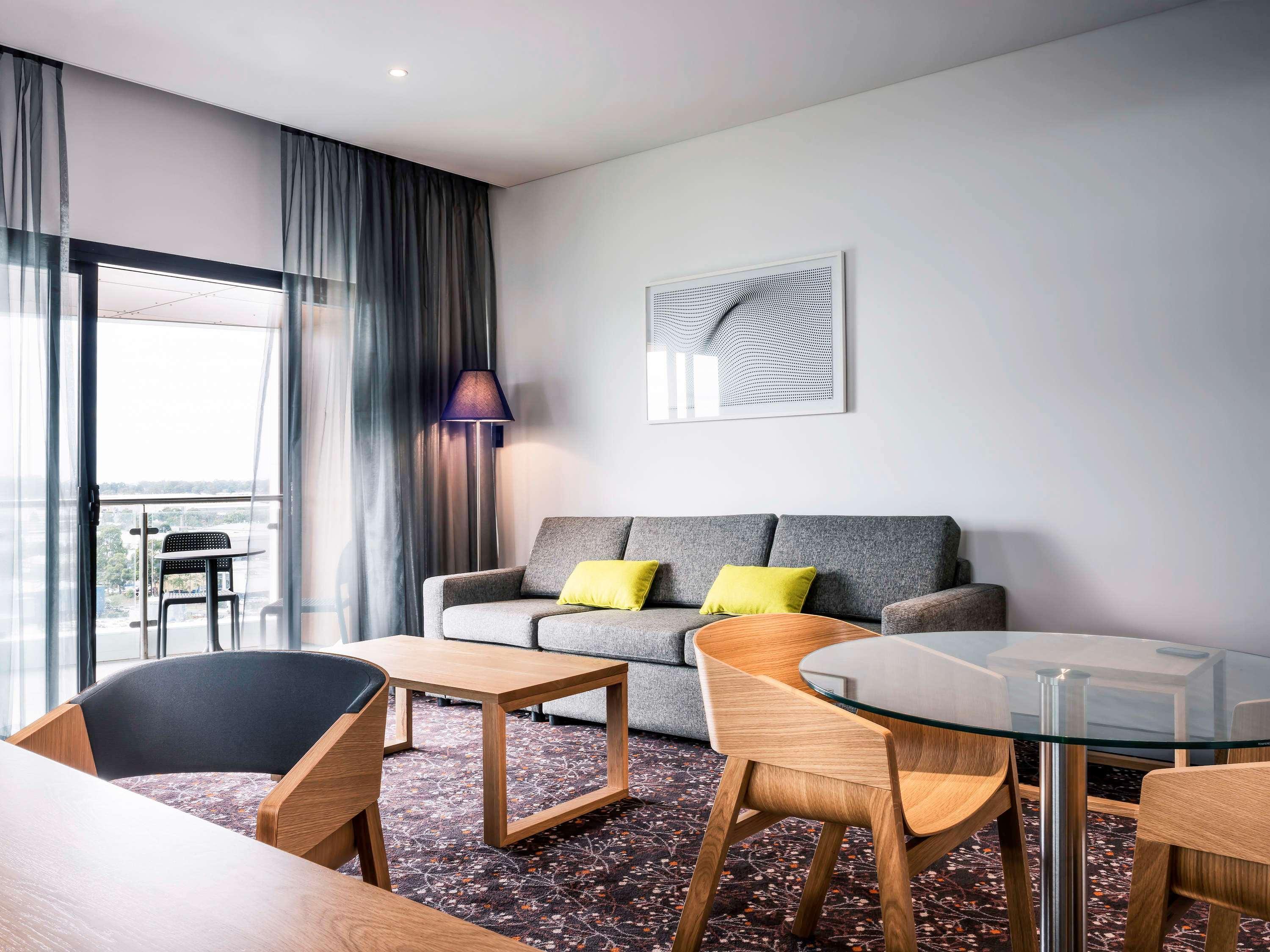 Mercure Sydney 4*