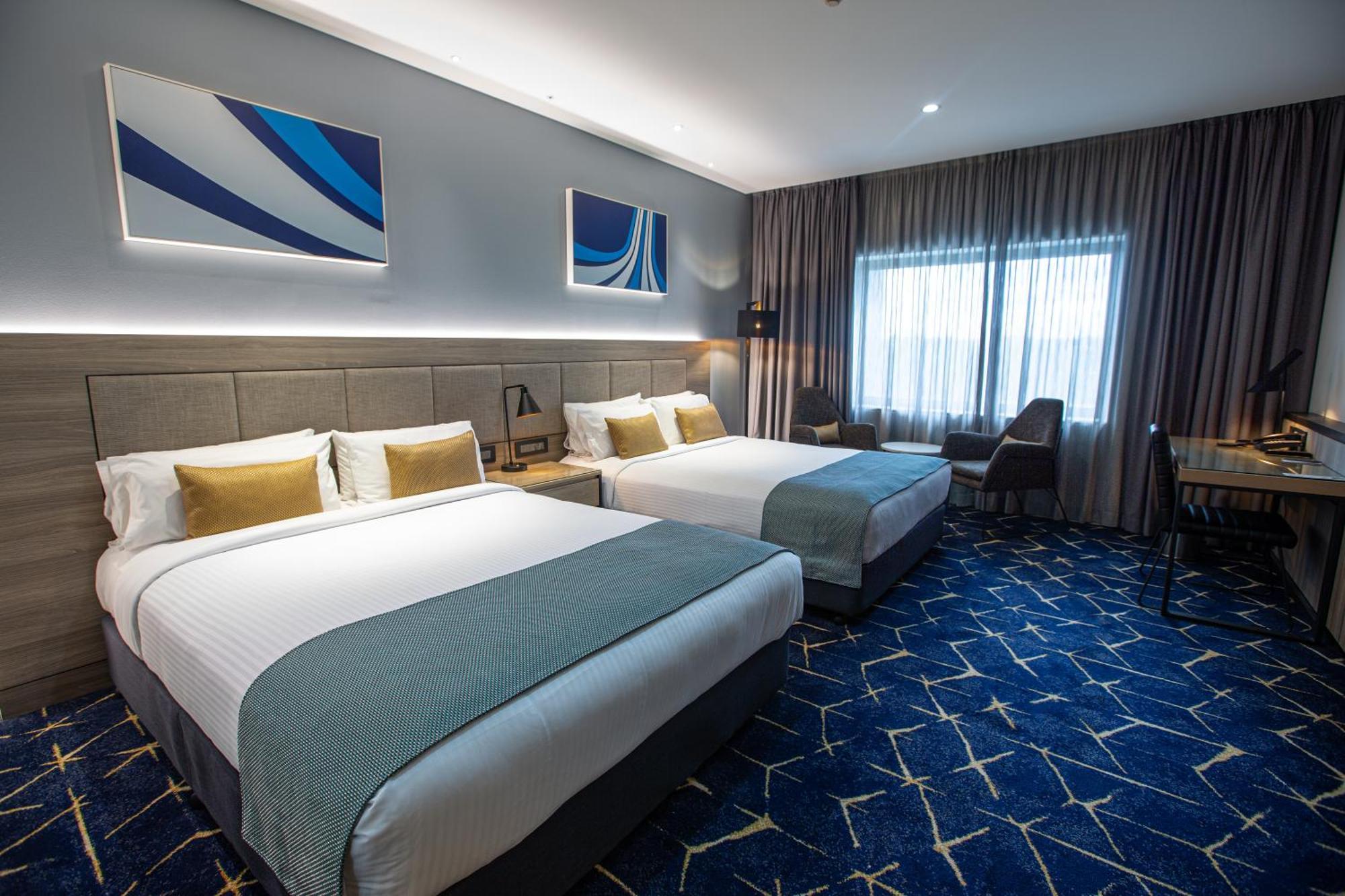 Mercure Sydney 4*