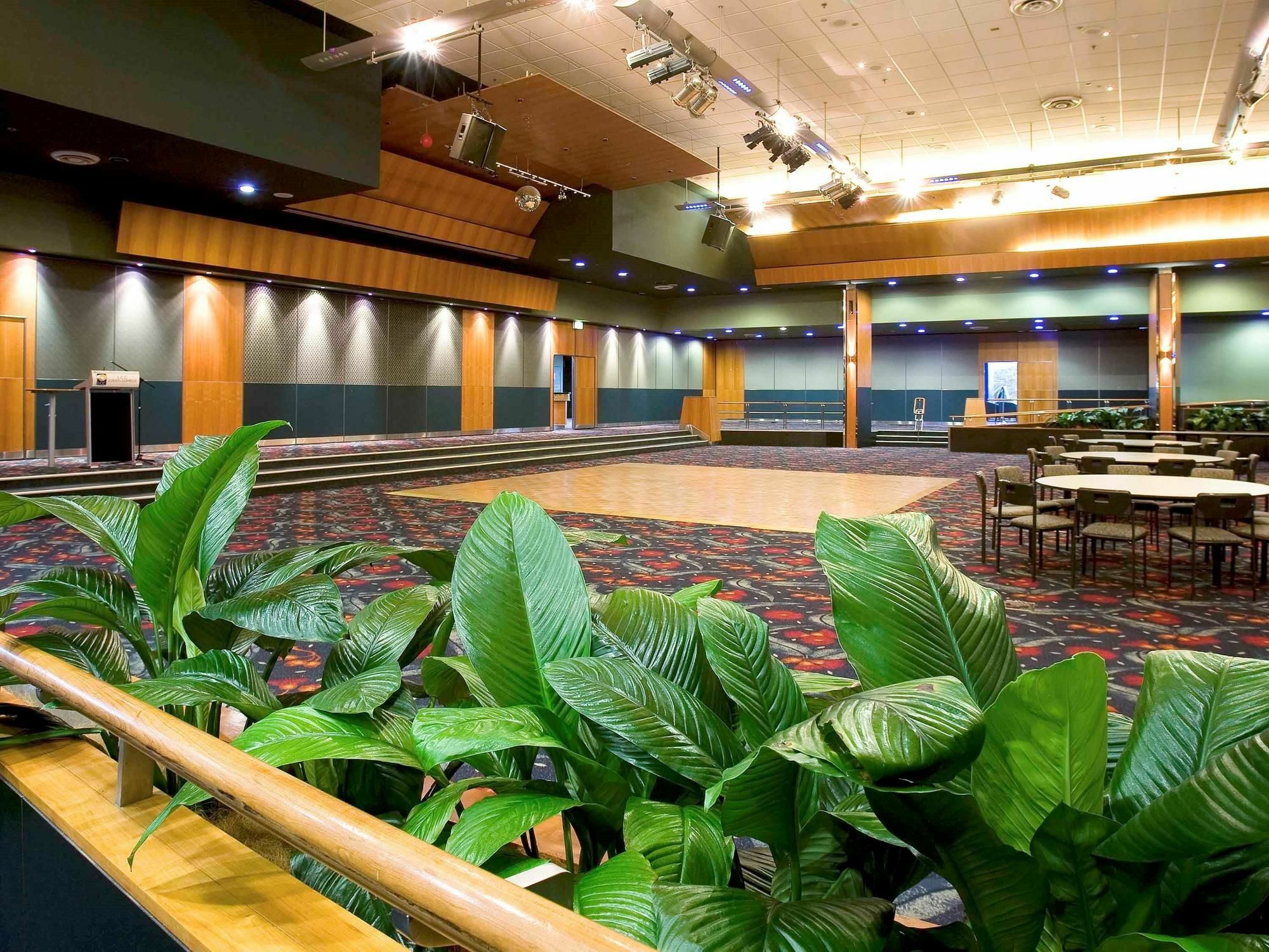 Mercure Sydney Hotel 4*